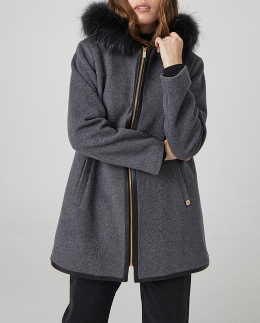 Imagen 0 de Abrigo ultrasoft capucha pelo de mujer