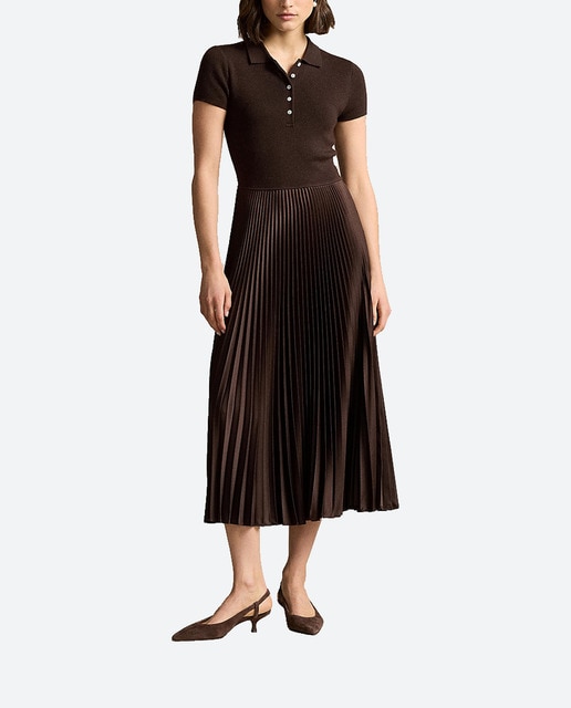 Imagen 0 de Vestido largo de manga corta con cuello polo