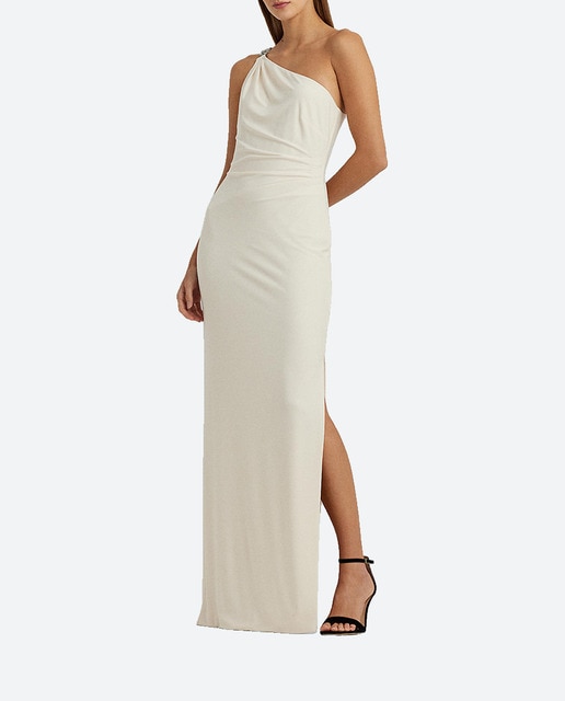 Imagen 0 de Vestido largo con hombro descubierto