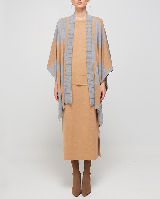 Imagen 0 de Poncho de mujer jaquard de cuadros dos colores