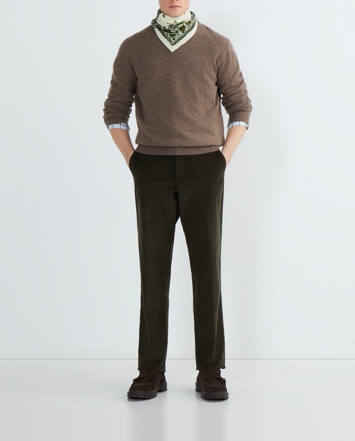 Imagen 0 de Jersey de hombre cuello caja liso con logo bordado