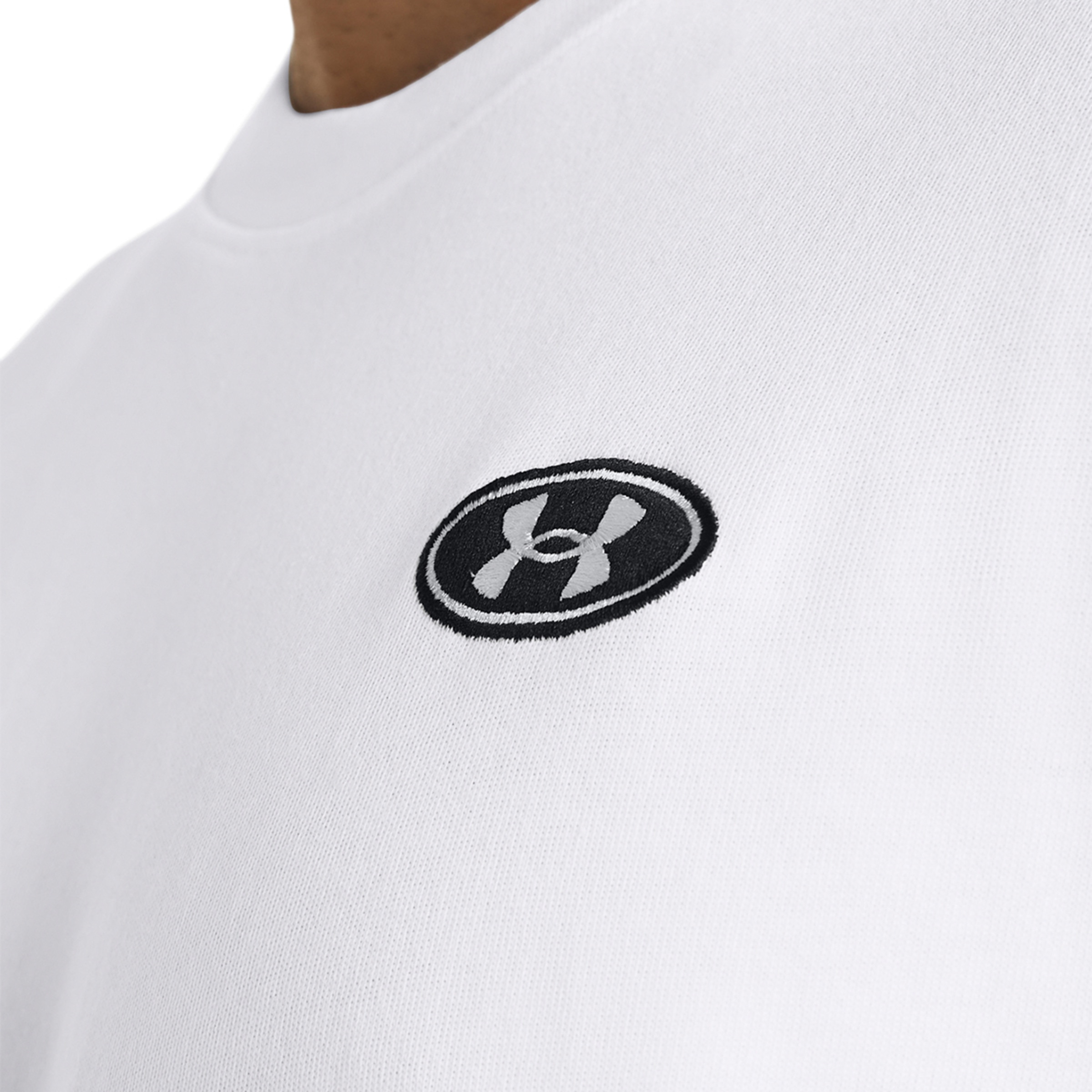 T-shirt Casual de Homem Ua Hw Lc Patch Ss-Blk Branco-3
