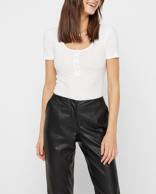 Imagen 0 de Top de mujer canalé corta larga cuello redondo