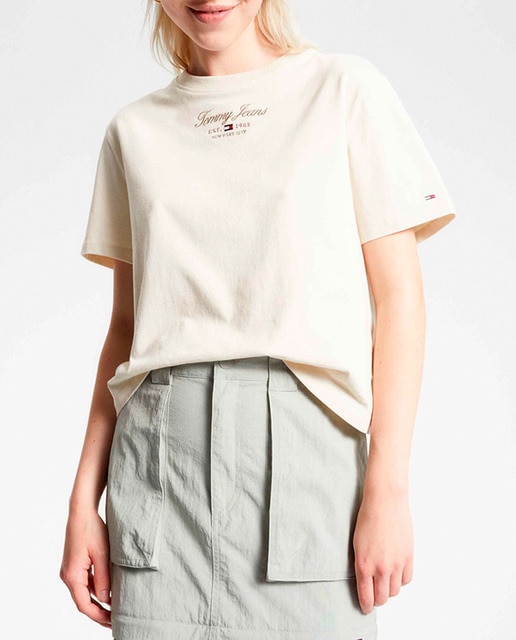 Imagen 0 de Camiseta de mujer de manga corta y cuello redondo