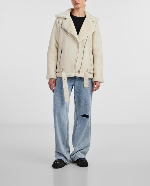 Imagen 0 de Chaqueta aviadora de mujer tipo borrego.