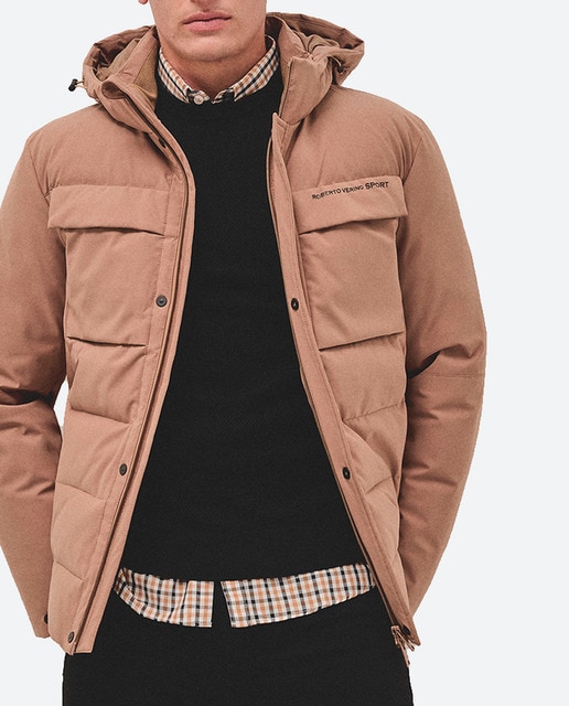 Imagen 0 de Cazadora de hombre acolchada técnica con capucha