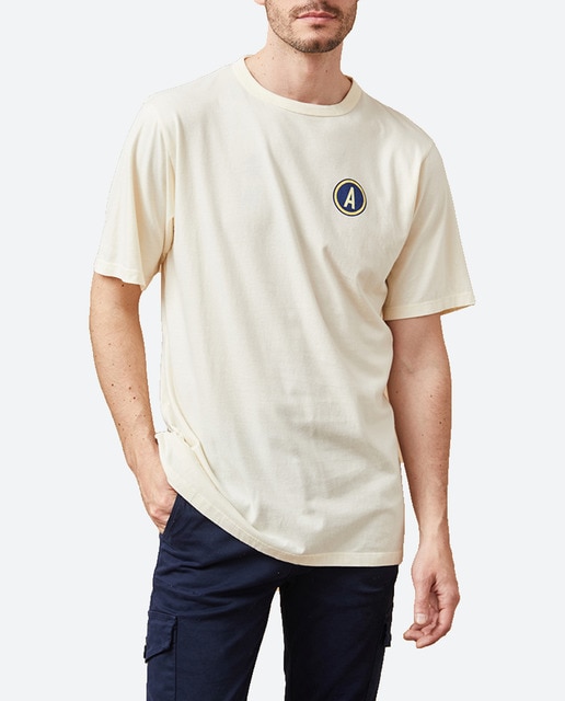 Imagen 0 de Camiseta de hombre, serigrafia de inicial.
