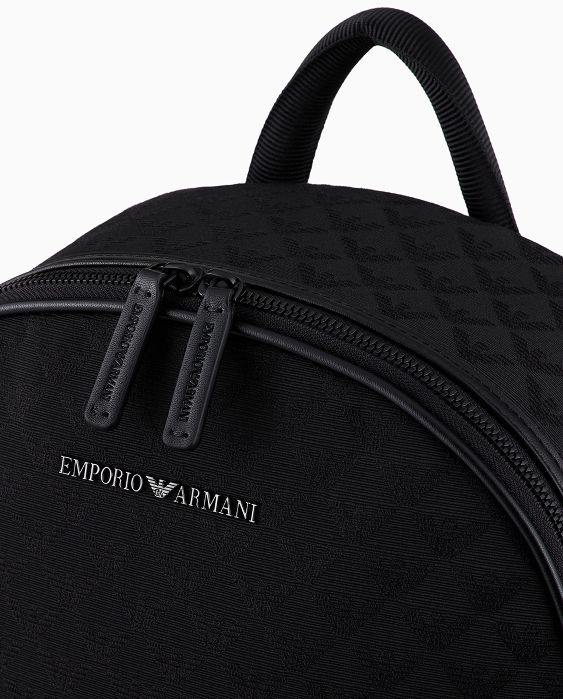 Mochila em Tecido Jacquard com All Over Print de Águia Preto-4