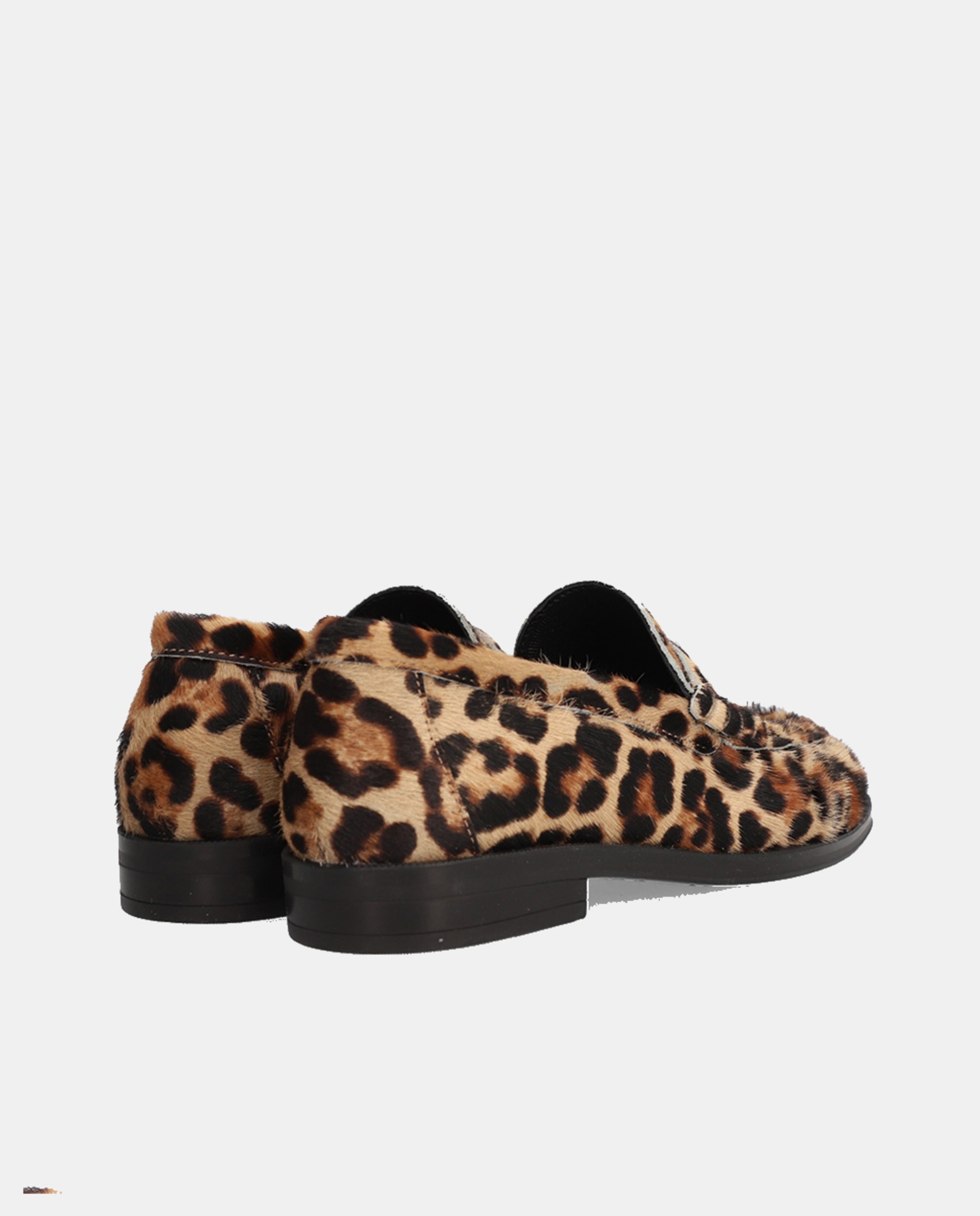 Mocassins em Pele com Animal Print de Leopardo, Sola de Borracha TPR e sem Fecho Multicolor-3