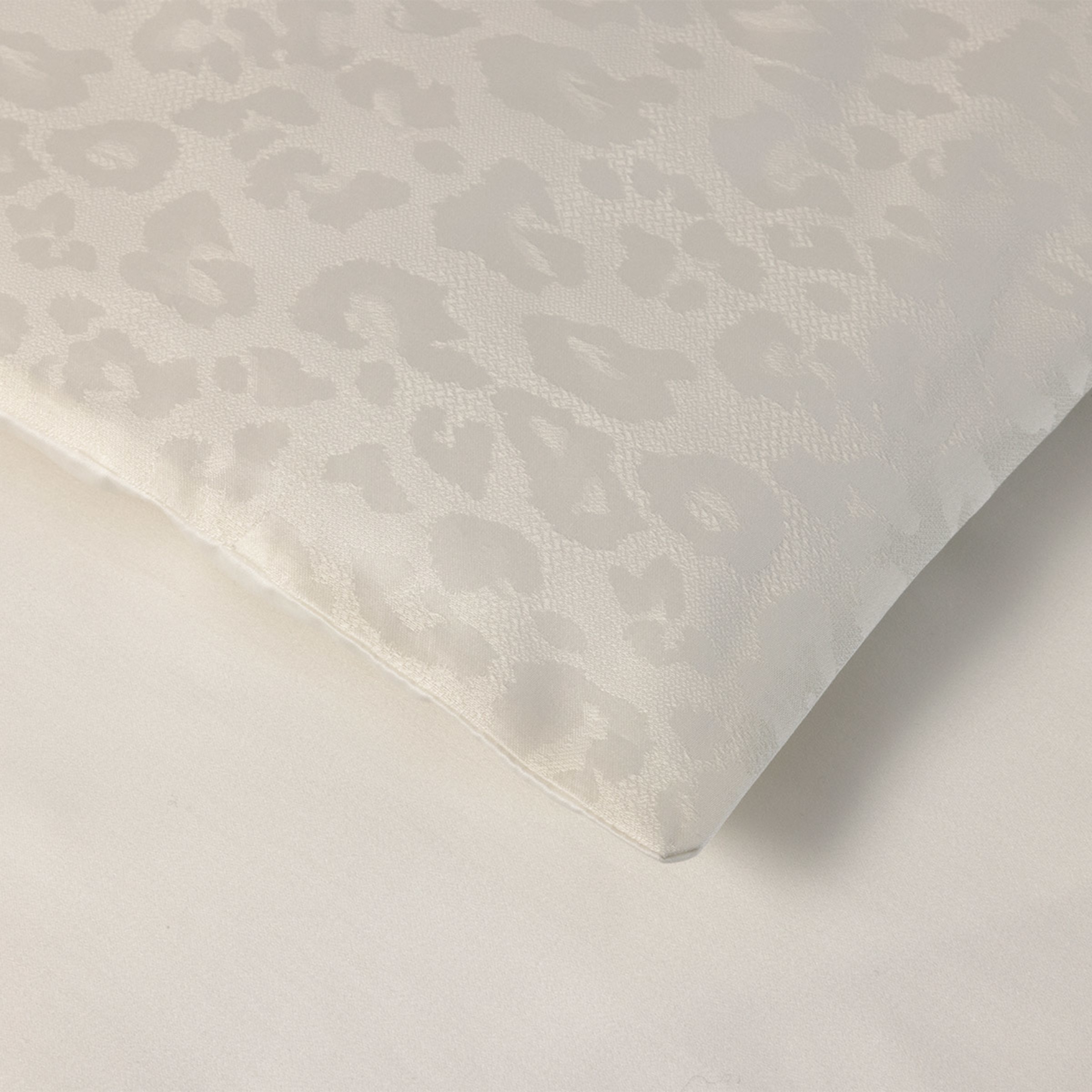 Funda nórdica algodón orgánico satén Leopard Yves Delorme Leche-4