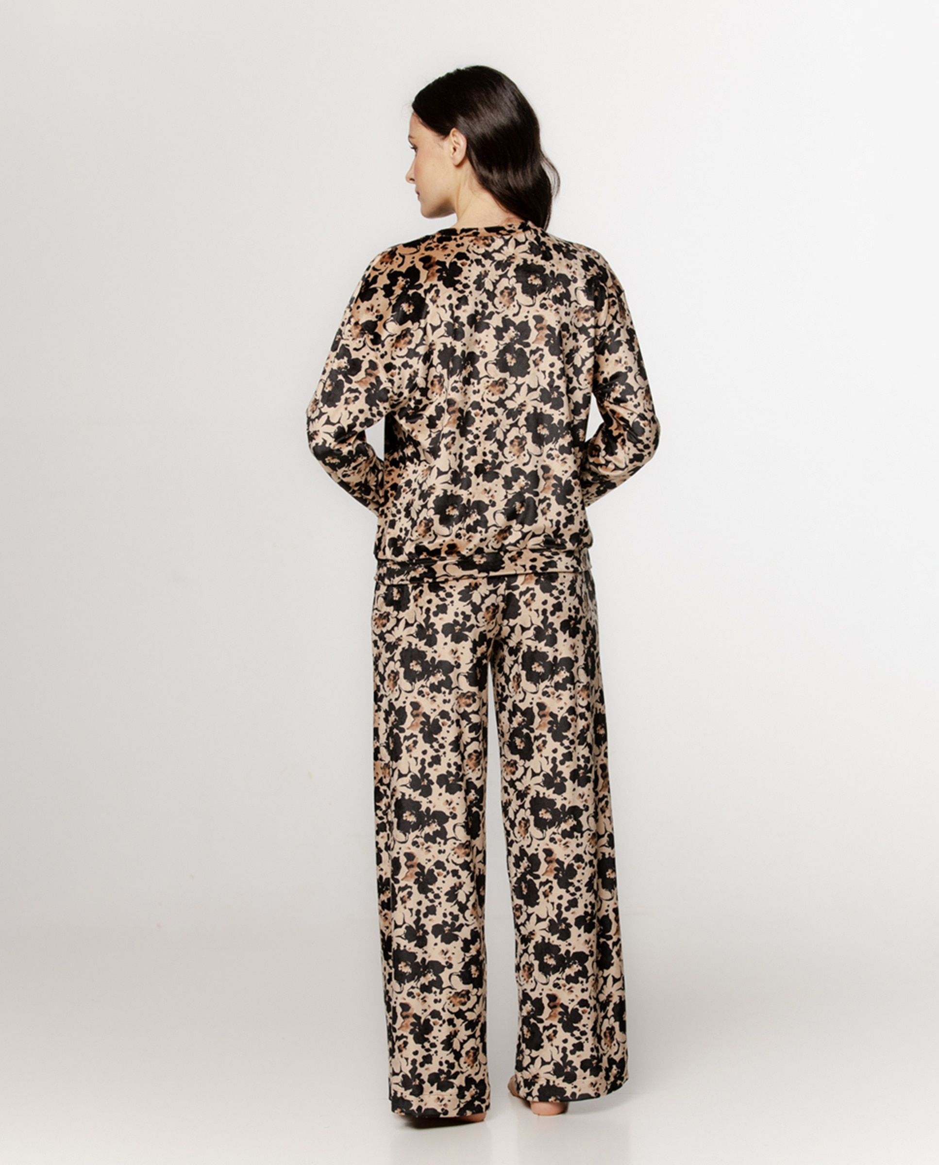 Pijama de Veludo com Estampado Castanho-3
