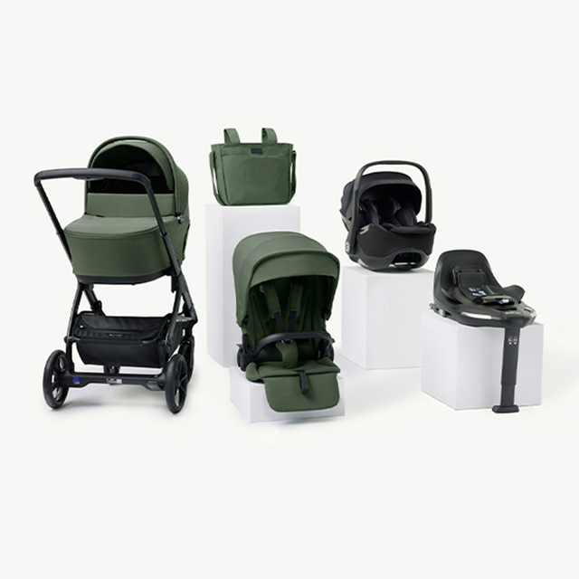 Imagen 0 de Pack Jané carrito Keep con silla de coche y accesorios verde y negro