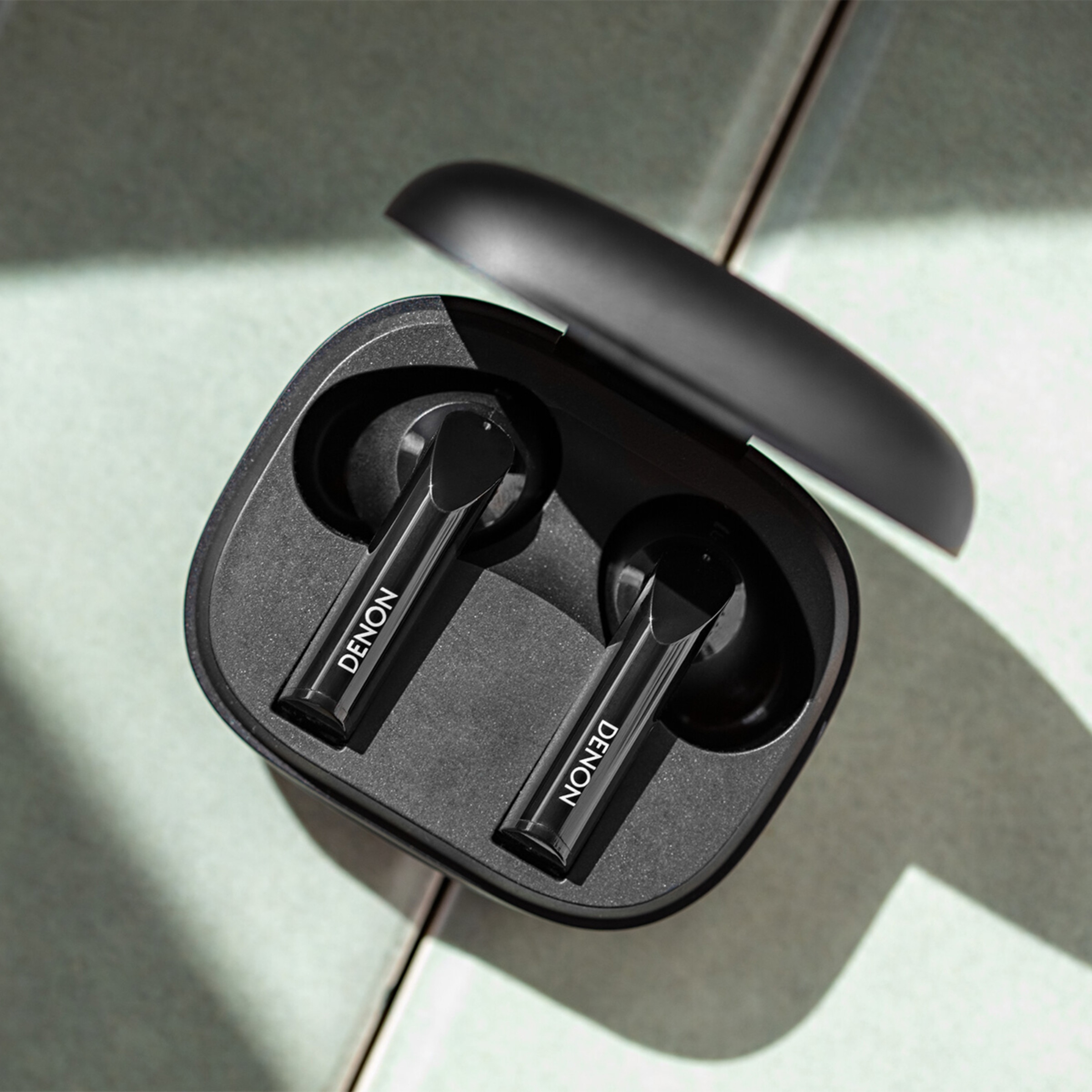 Auriculares True Wireless Denon AH-C840NCW con Cancelación de ruido Negro-9