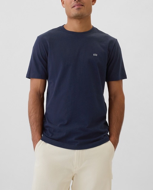 Imagen 0 de Camiseta de hombre de manga corta con escote en pico y logotipo de la marca en el pecho