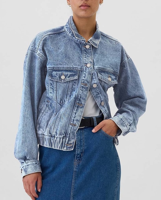 Imagen 0 de Cazadora vaquera de mujer con botones delanteros