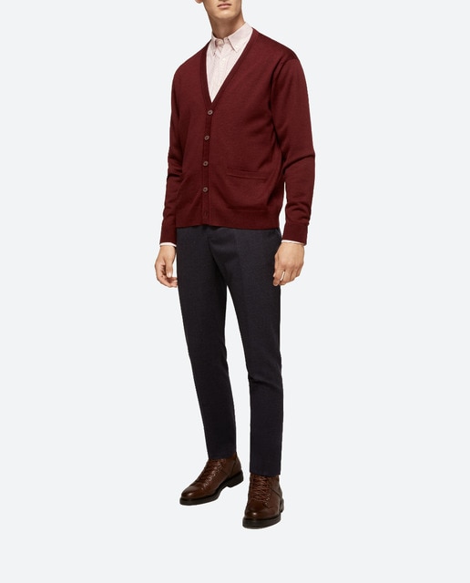 Imagen 0 de Cárdigan de punto con cuello pico de hombre