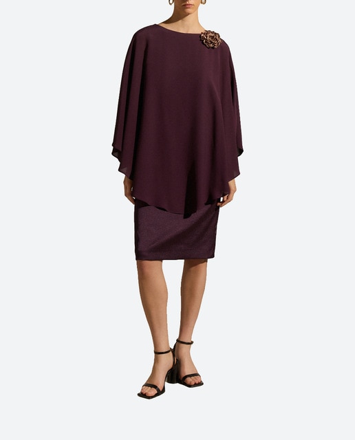 Imagen 0 de Vestido corto con capa