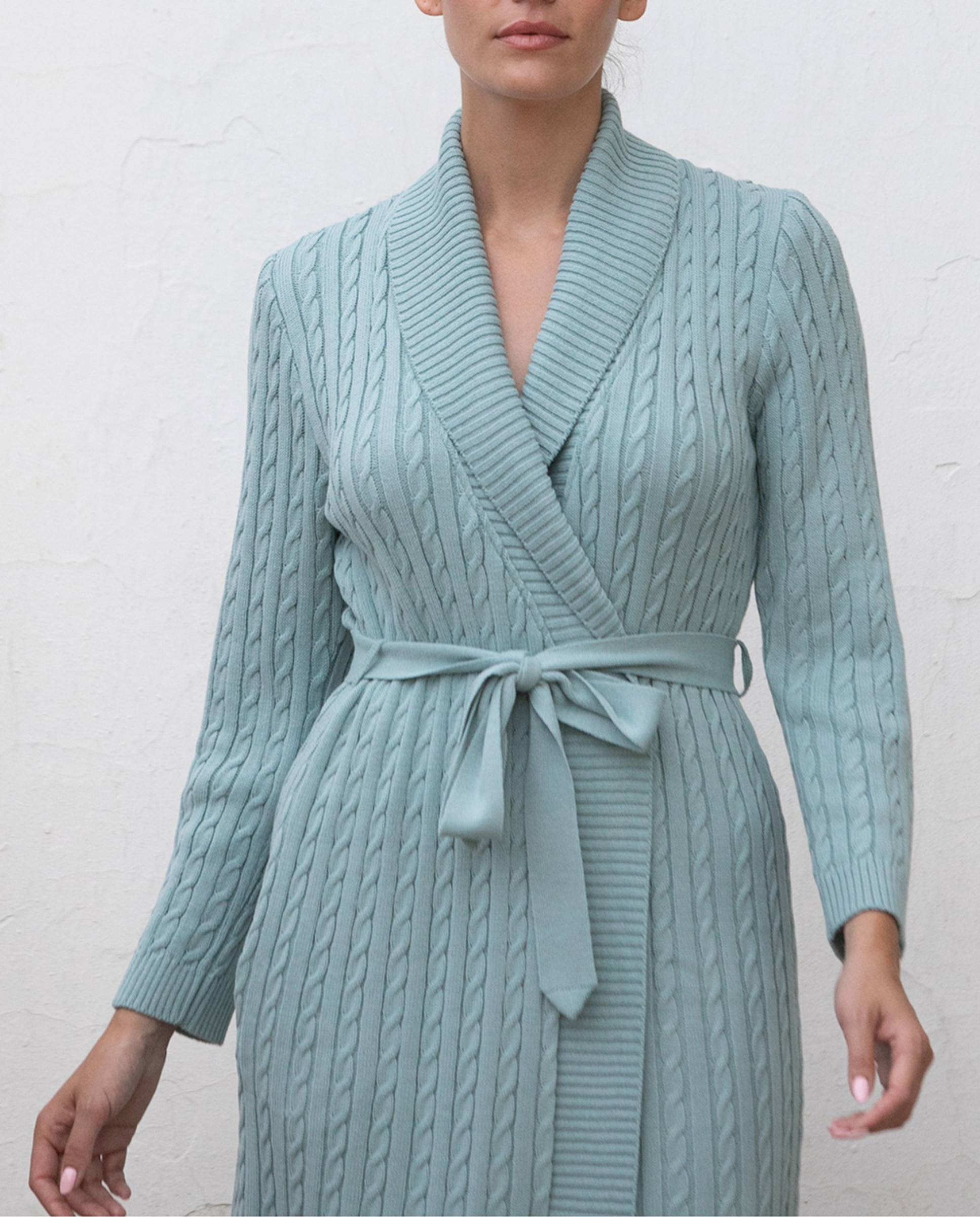 Robe com Gola Canelada, Cinto e em Tricot de Malha do Cabo Verde-5