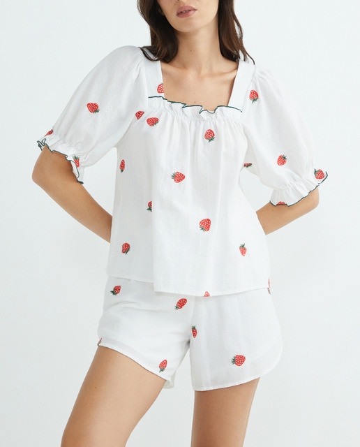 Imagen 0 de Top estampado de fresas de mujer.