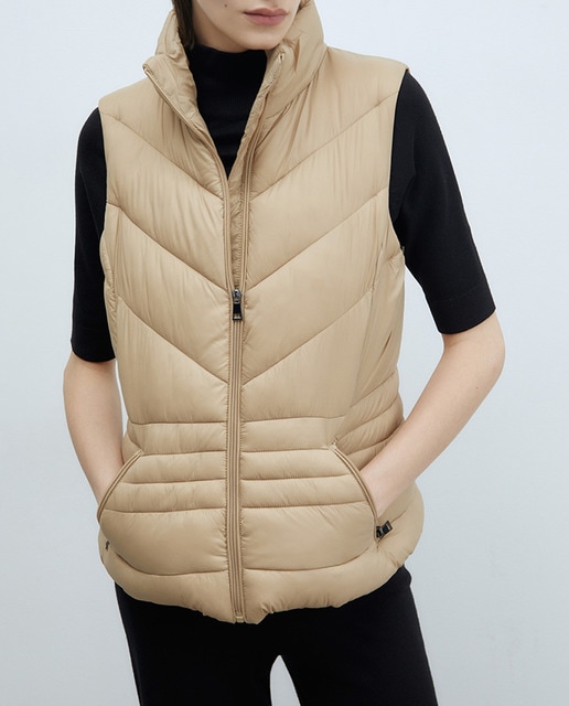 Imagen 0 de Chaleco corto liso