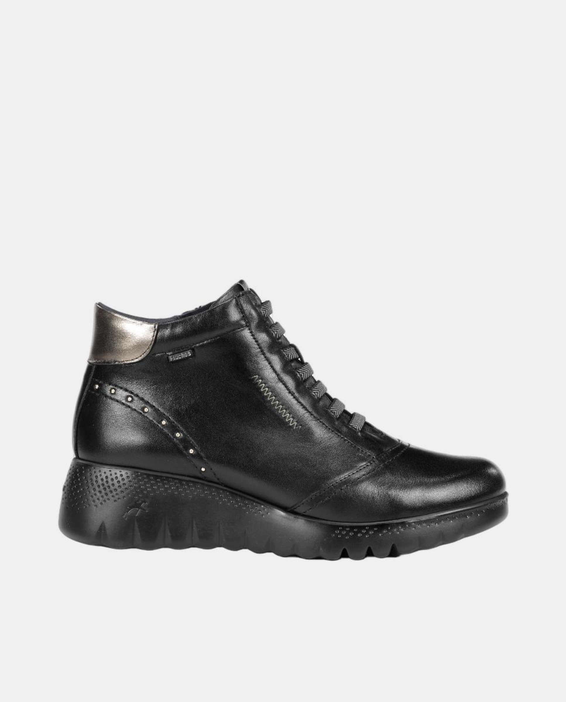 Botins em Pele com Cunha Confort Preto-1
