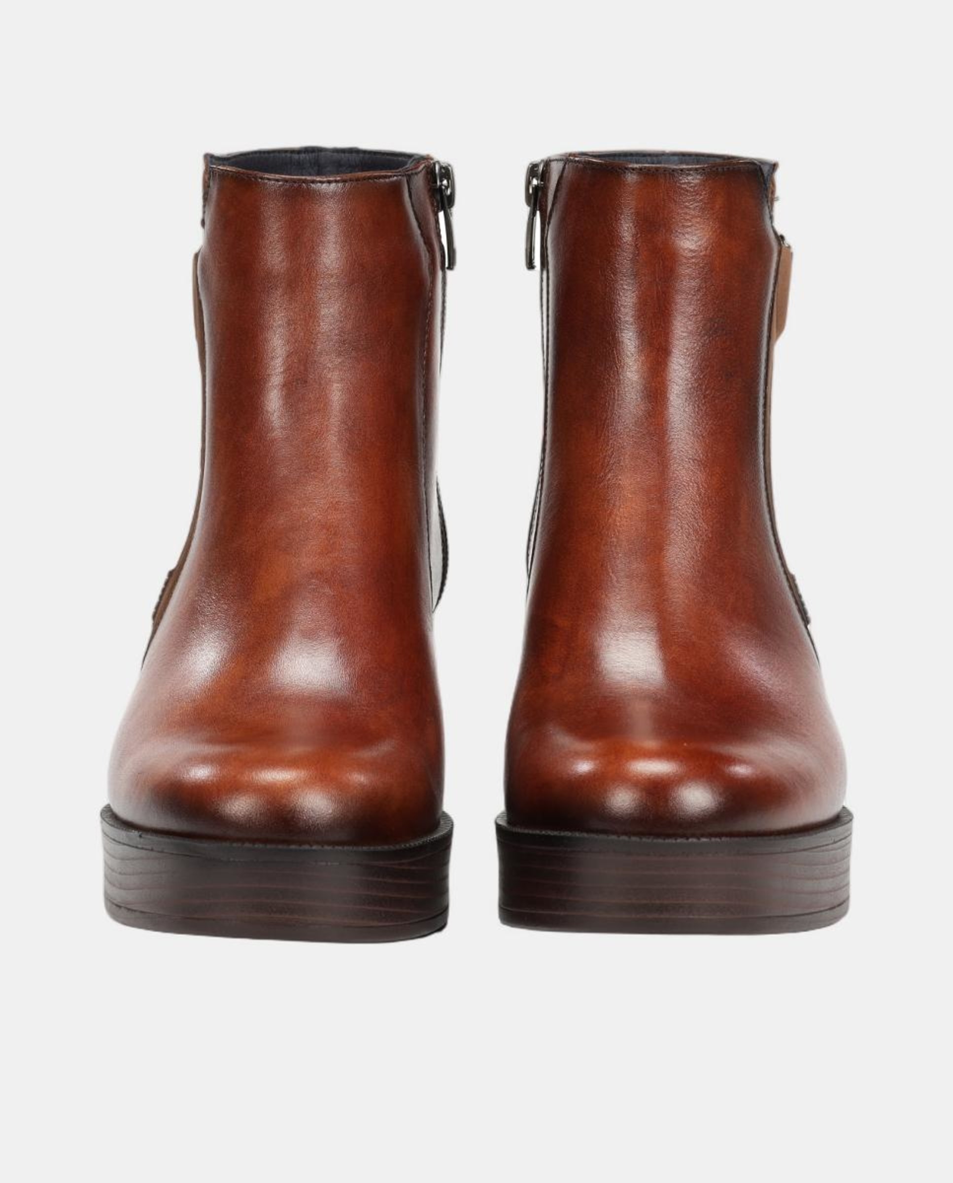 Botins em Pele com Salto Couro-3