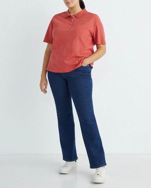 Imagen 0 de Polo de mujer regular de manga corta.