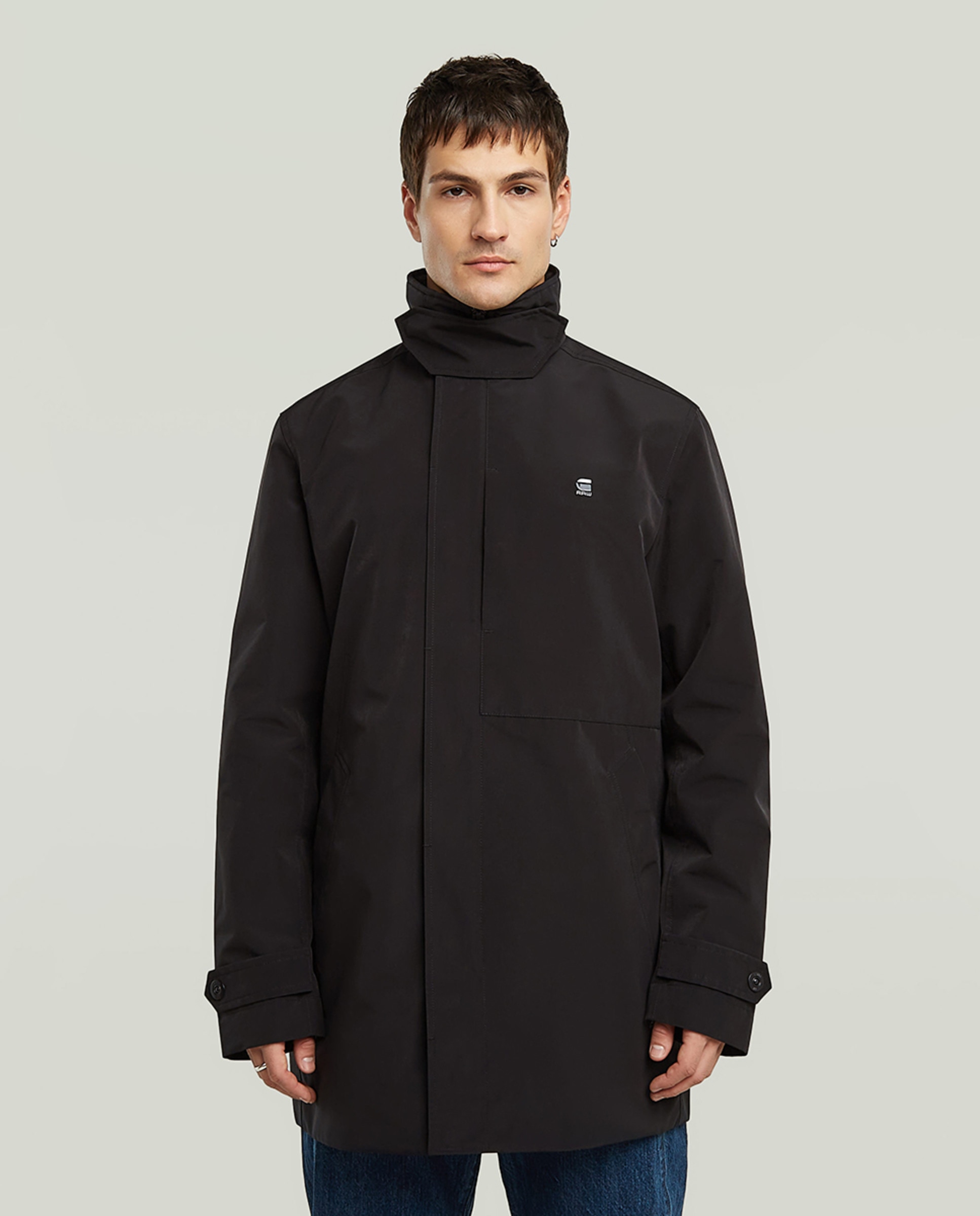 Gabardine sem Acolchoado e com Fechos Metálicos Preto-1