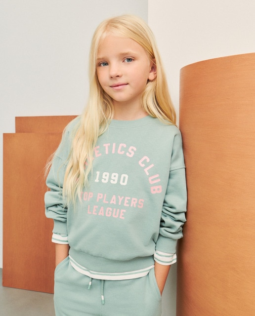 Imagem 0 de Sweatshirt de Felpa Básica com Decote Redondo e Estampado Posicional de Foil