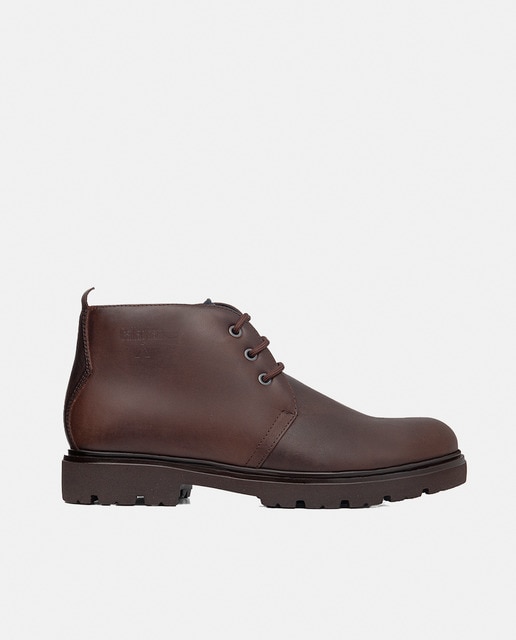 Imagem 0 de Botins em Pele