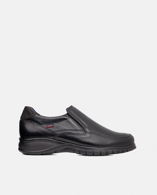 Imagem 0 de Sapatos Tipo Mocassins em Pele