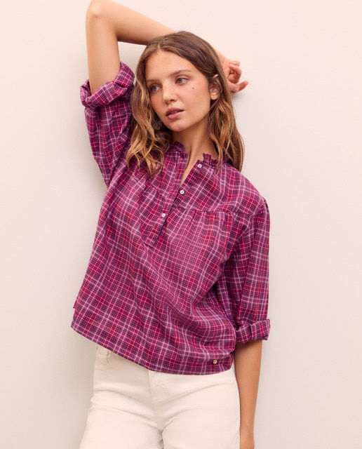 Imagem 0 de Blusa de Algodão aos Quadrados