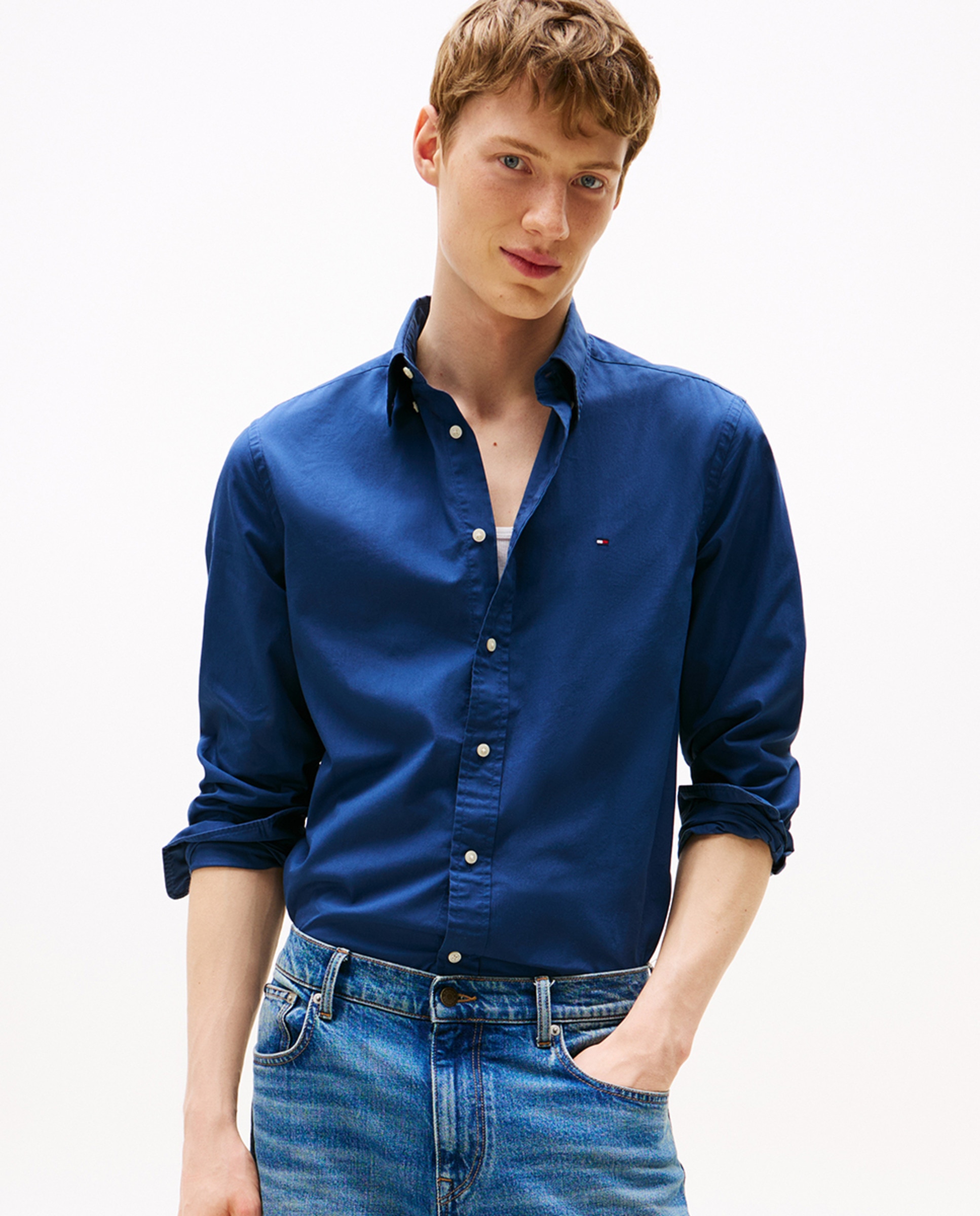 Camisa Lisa de Popelina com Corte Regular Azul-1