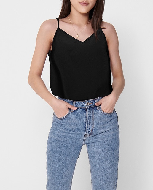 Imagen 0 de Top de mujer fluido con estampado floral.