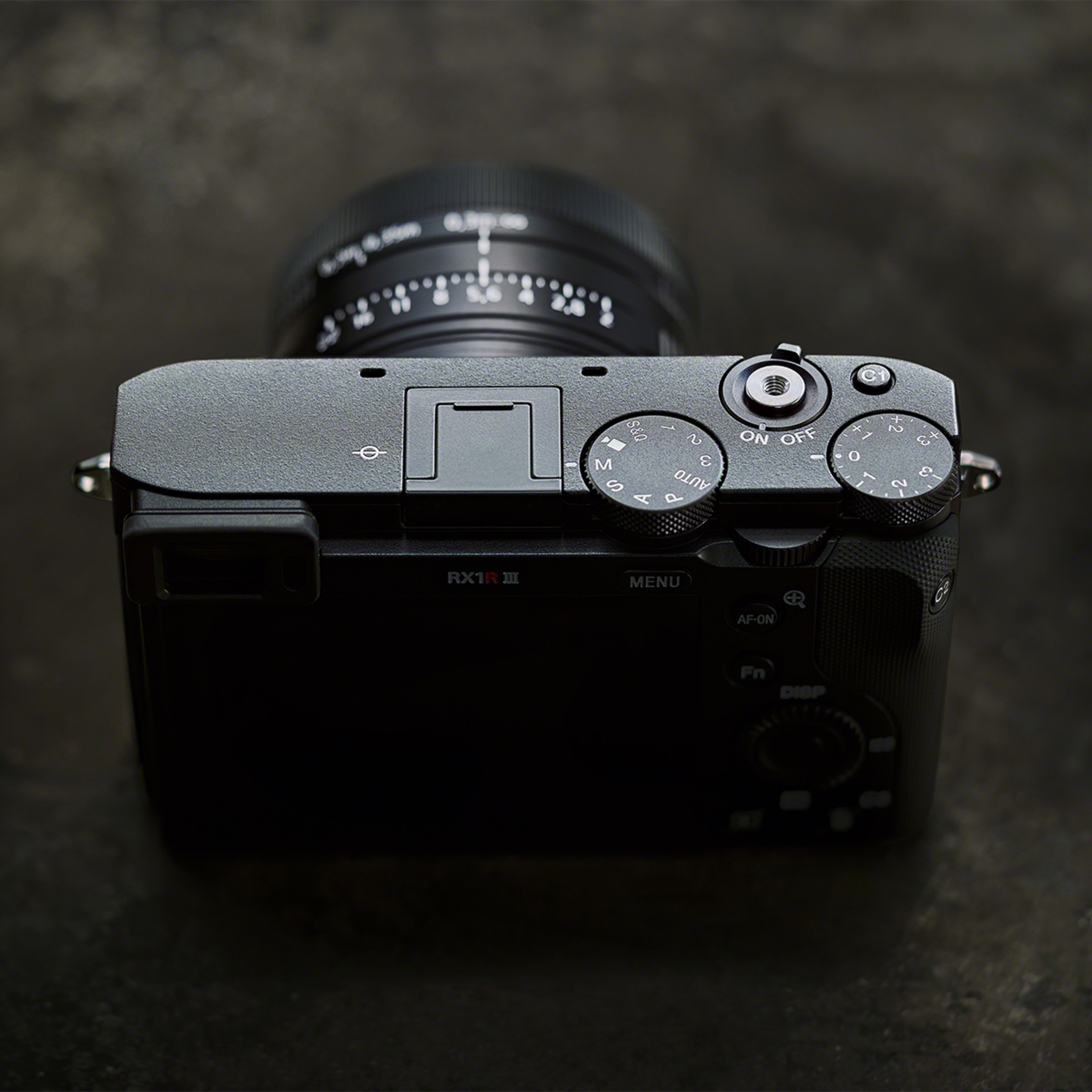 Sony RX1R III. Cámara compacta full frame con objetivo fijo, 61 MP, reconocimiento de sujetos basado en IA y herramientas creativas (DSCRX1RM3B) Negro-8