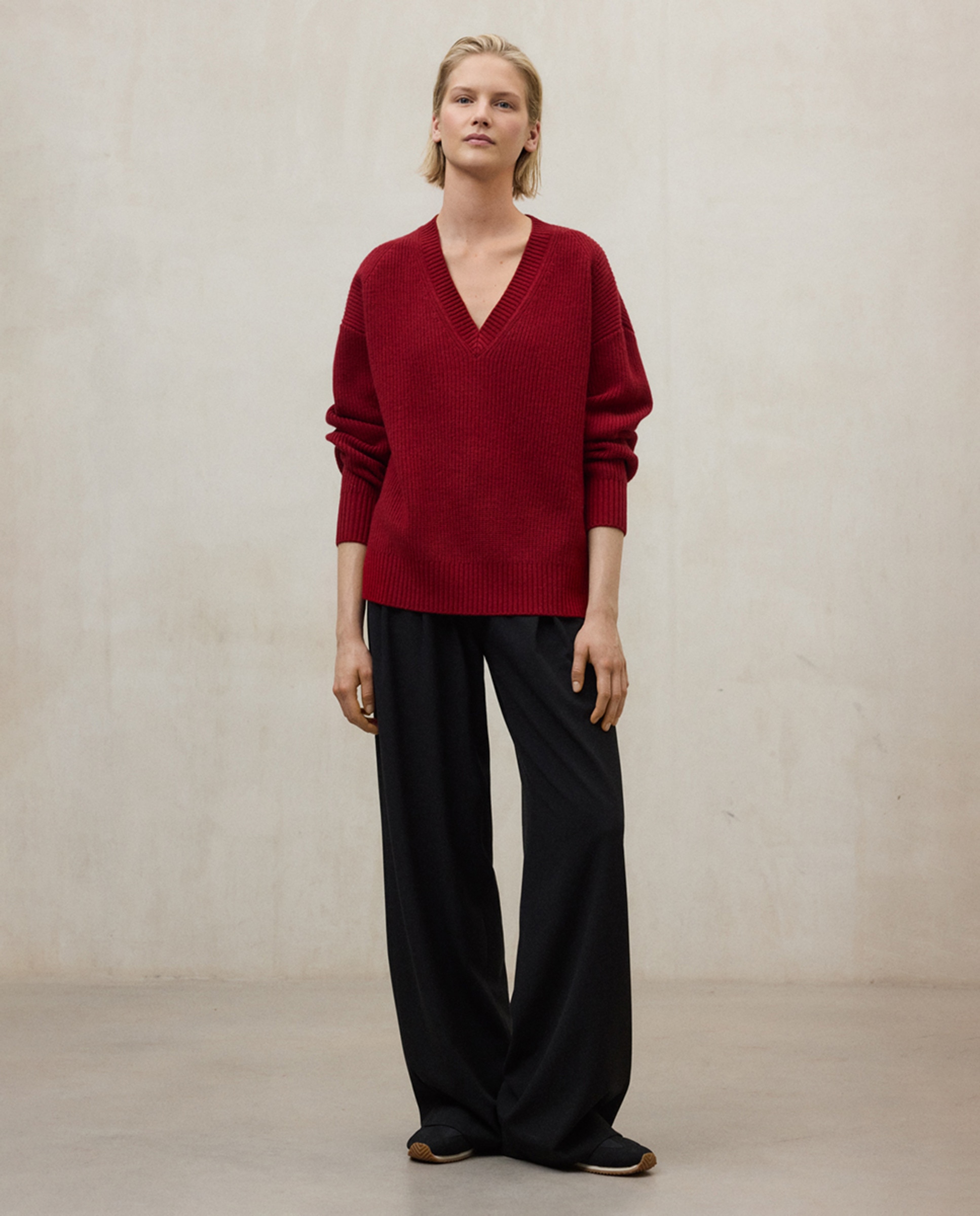 Camisola de Malha com Decote em Bico Bordeaux-1
