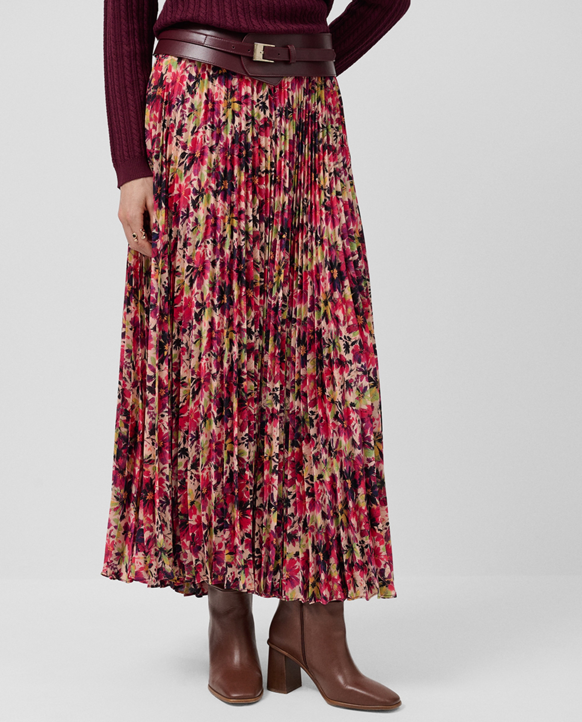 Saia Midi Plissada em Crepe Georgette com Estampado Floral Roxo-2