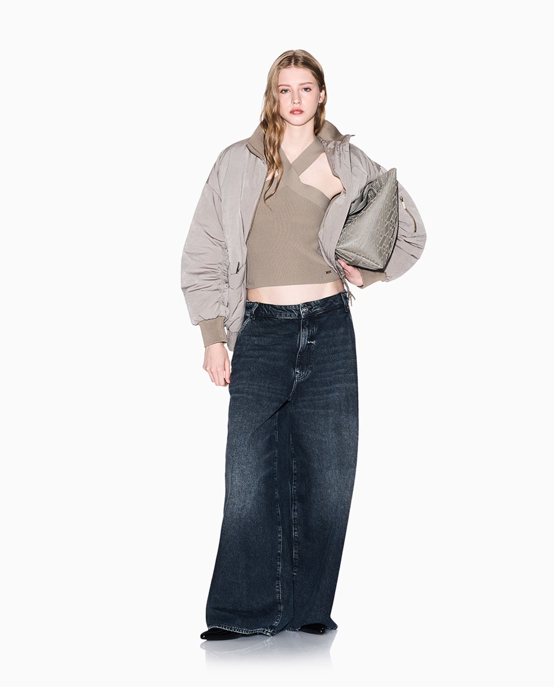 Blusão Bomber Oversize com Manga Balão Taupe-4