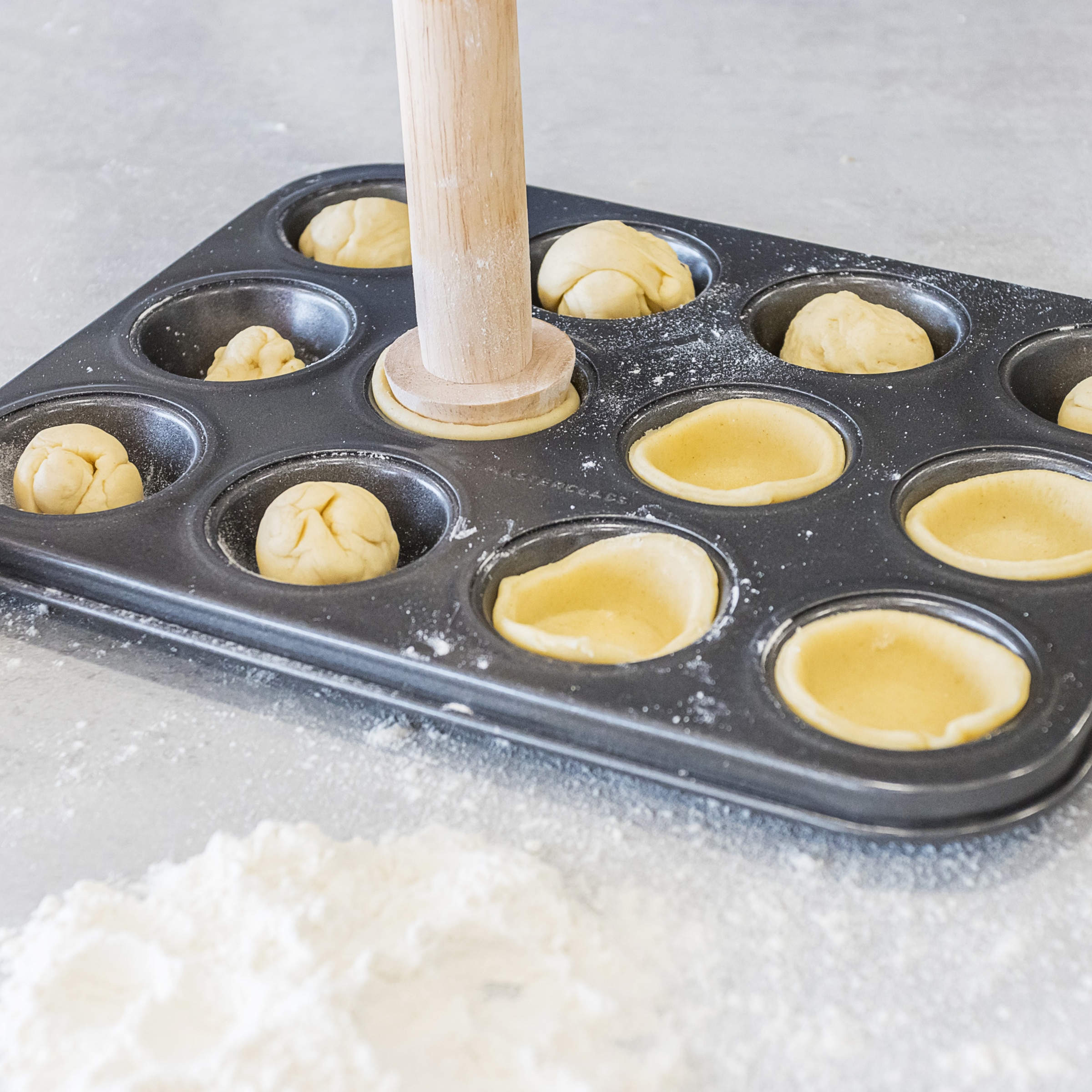 Molde de 12 Cavidades Mini Cinzento-3