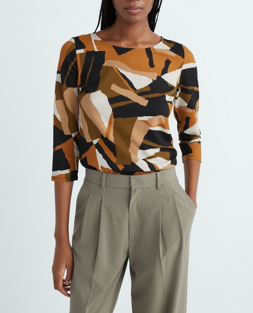 Imagen 0 de Camiseta de mujer estampada manga 3/4