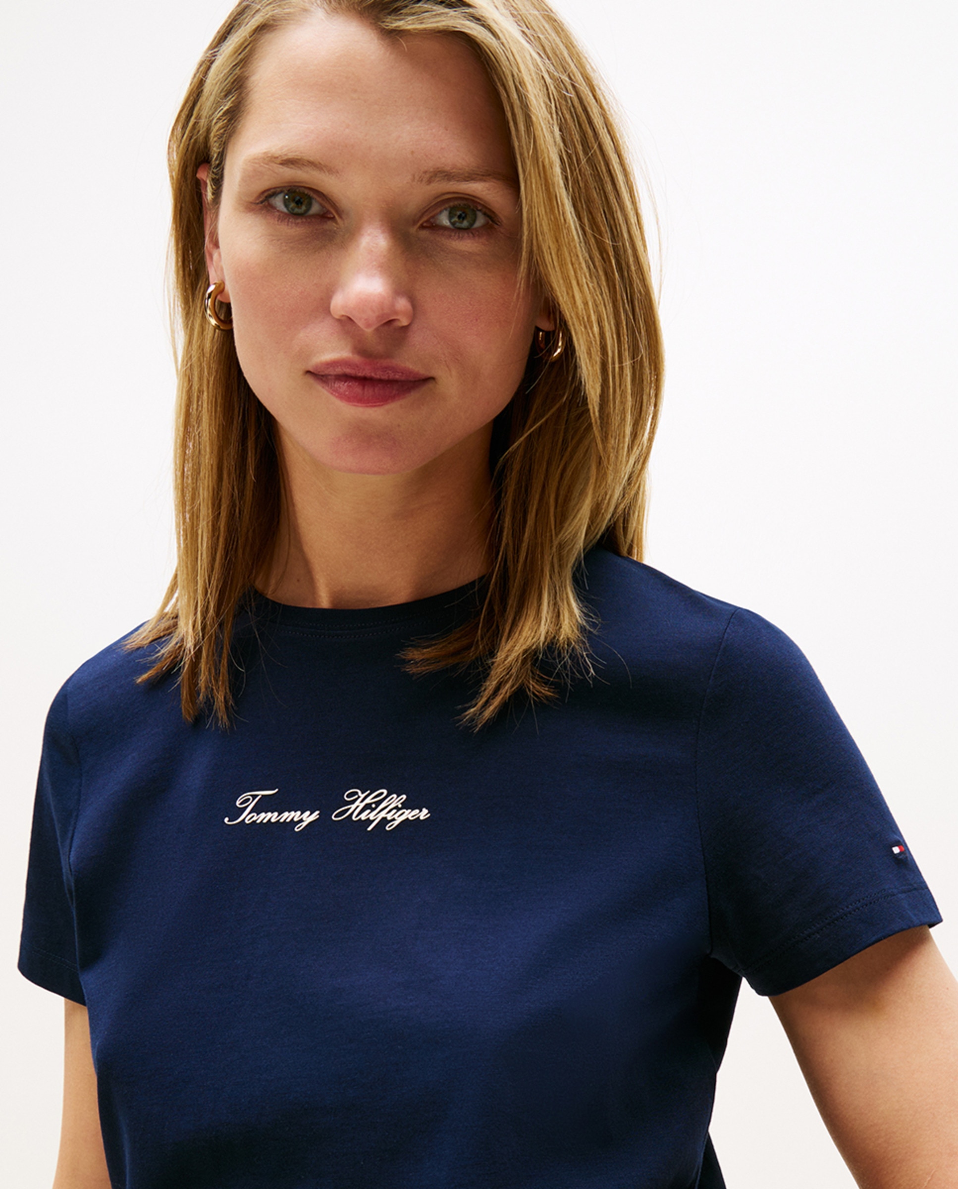 T-shirt com Logótipo Engomado no Peito Azul-marinho-3