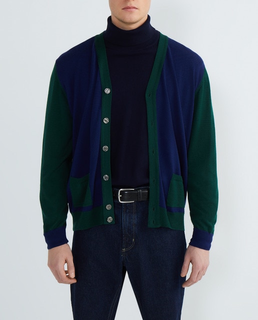 Imagen 0 de Cárdigan de hombre con botones de lana bicolor