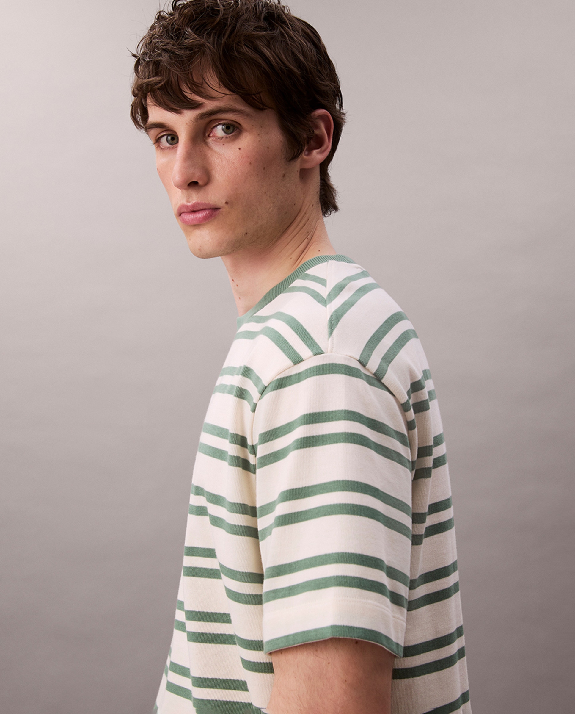 T-shirt às Riscas com Logótipo Creme-3