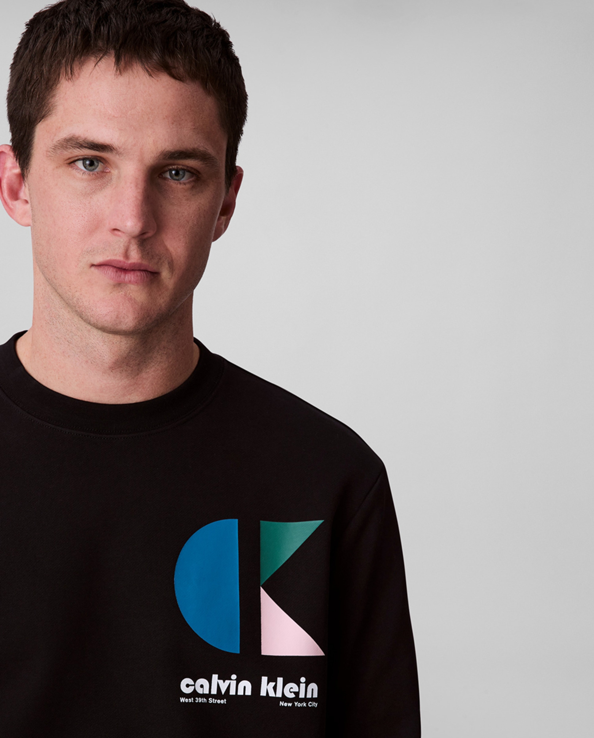 Sweatshirt com Ilustração Preto-3