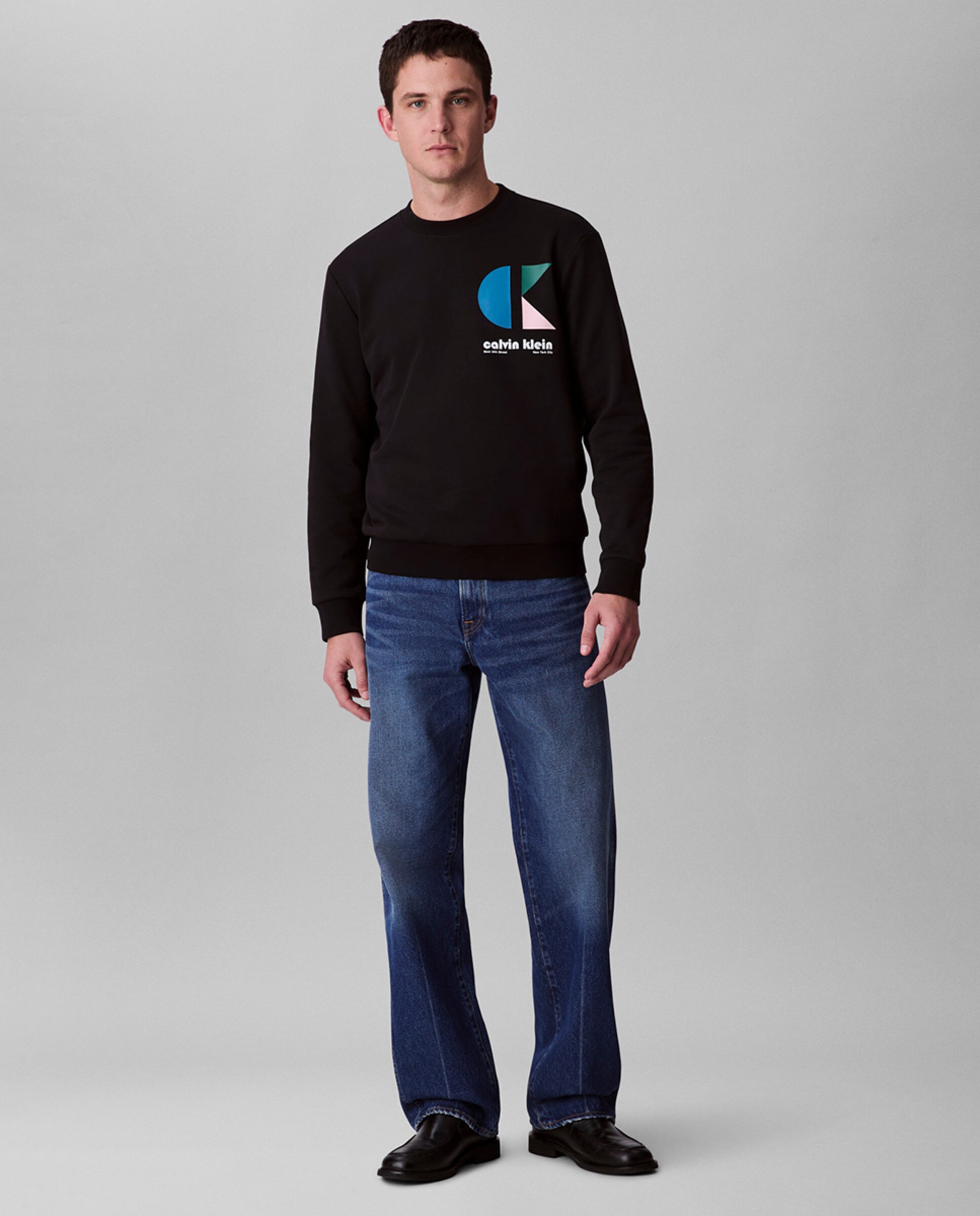 Sweatshirt com Ilustração Preto-7