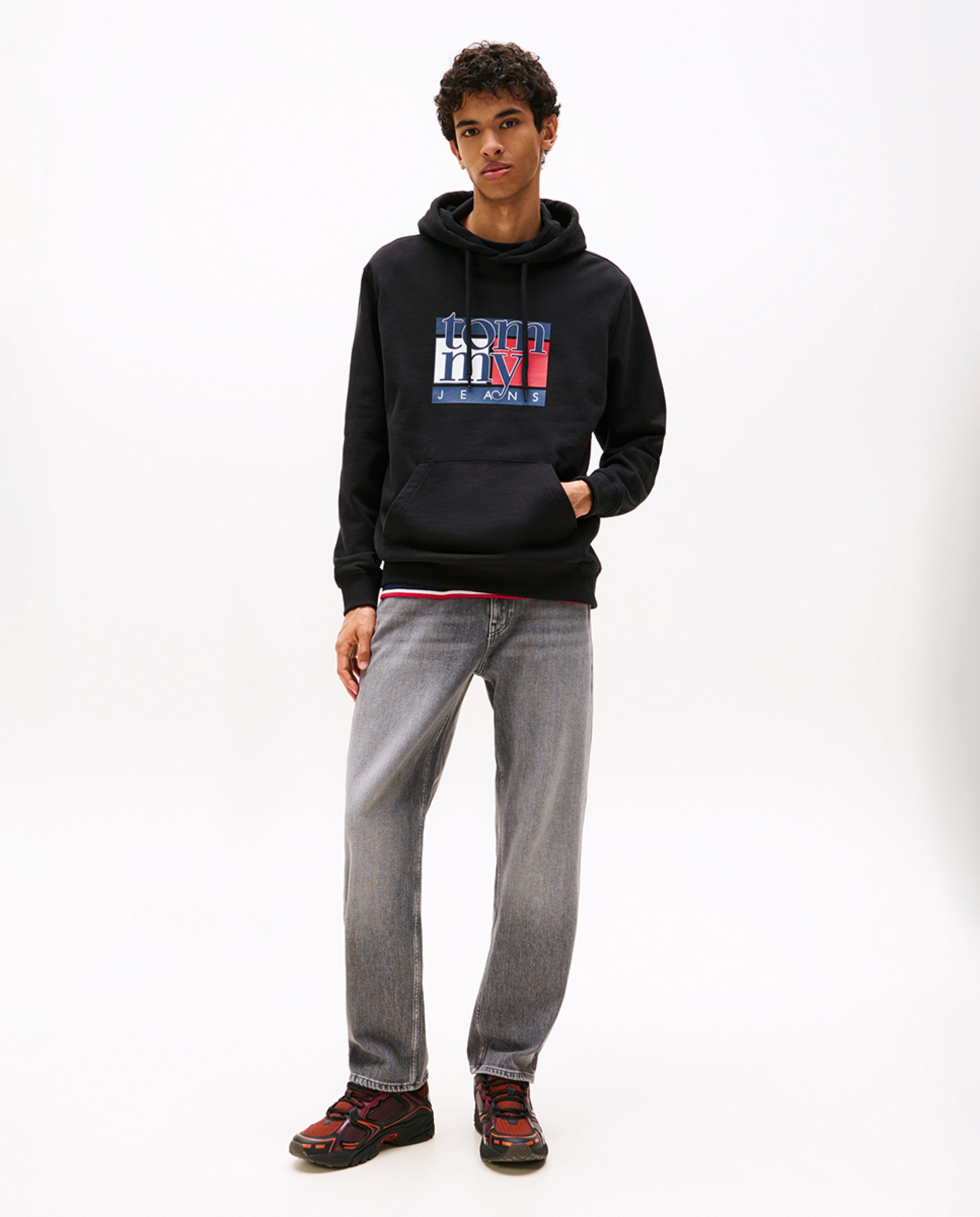 Sweatshirt Regular Fit com Capuz Preto-5