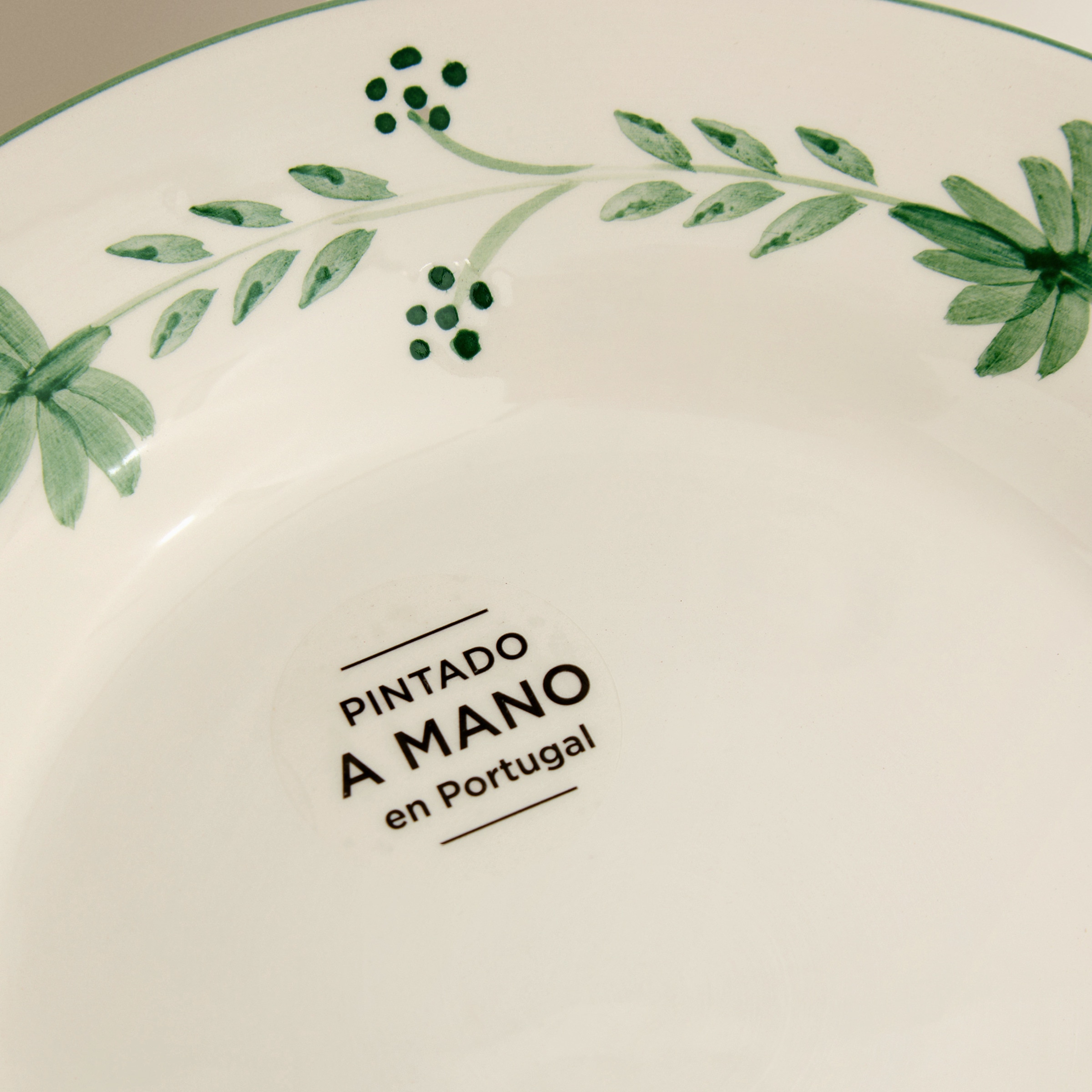 Prato de Sobremesa Pintado à Mão Alameda - Branco Branco-4