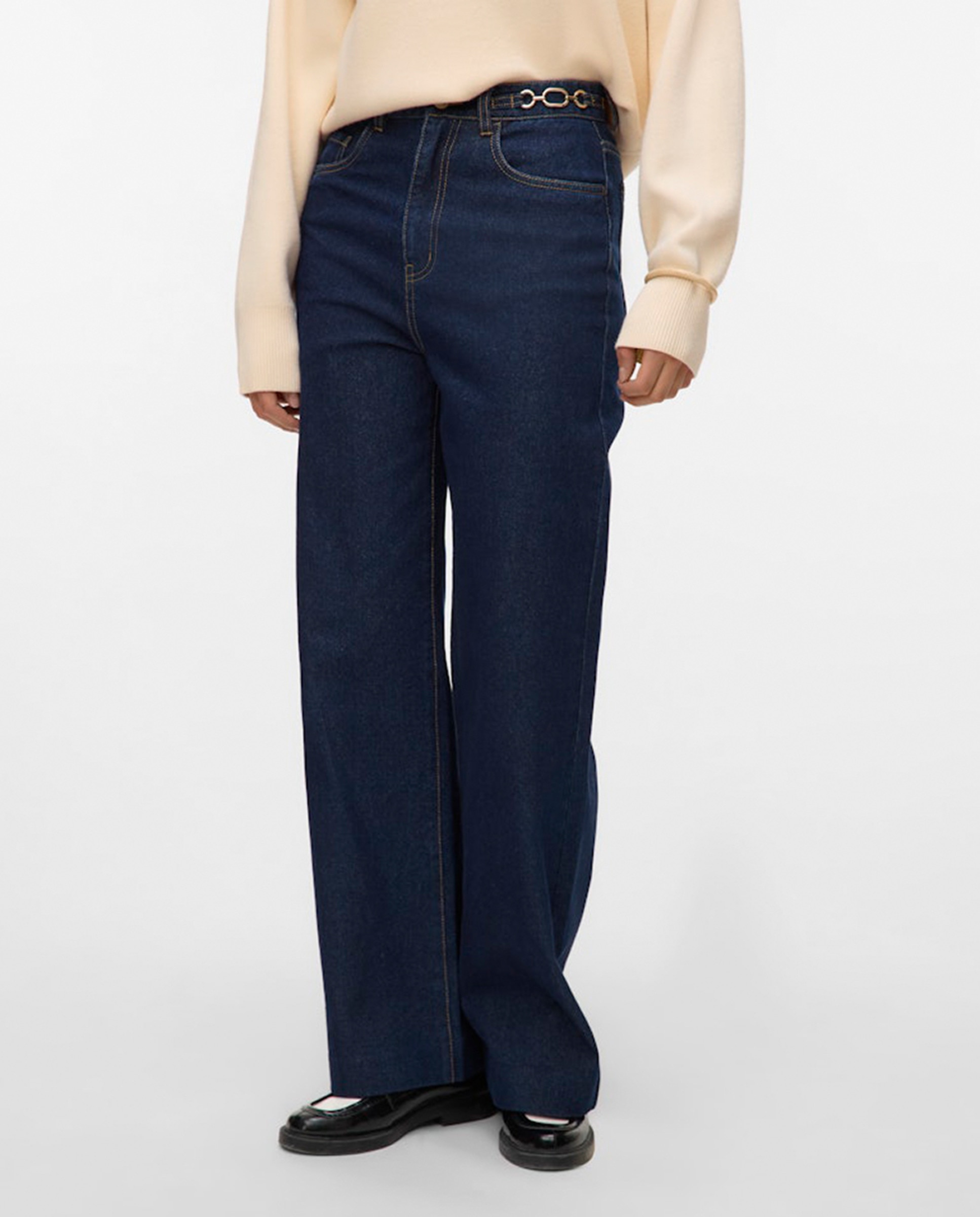 Jeans à Boca de Sino com Detalhe de Corrente Azul-marinho-2