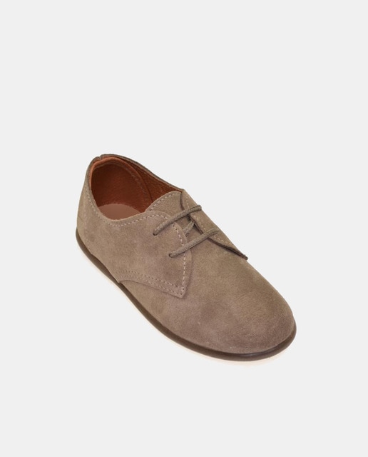 Imagem 0 de Sapatos de Atacadores com Sola de Borracha e em Pele
