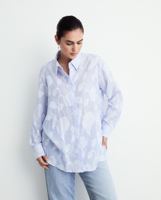 Imagen 0 de Camisa de manga larga estampada de mujer